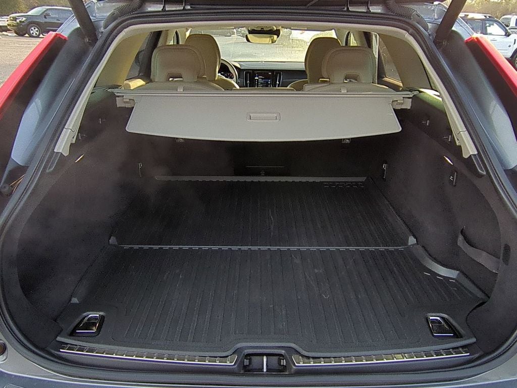 2020 Volvo V90 Cross Country T6 AWD