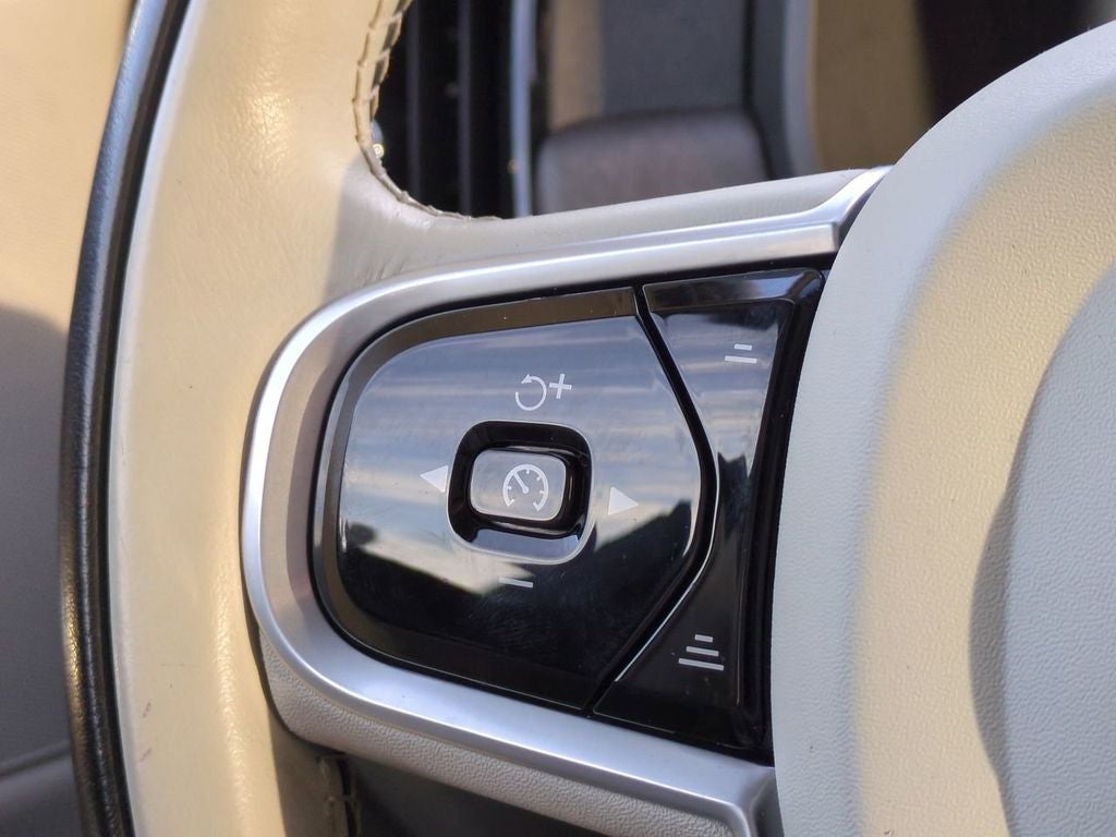 2020 Volvo V90 Cross Country T6 AWD